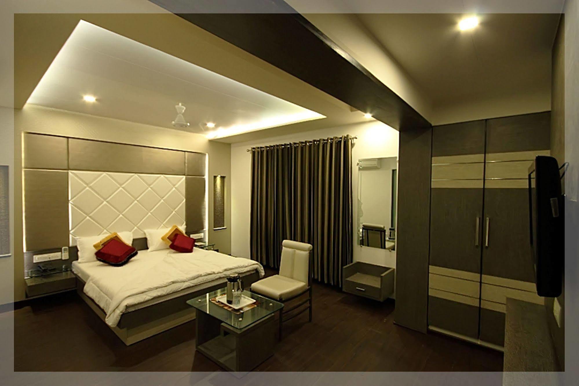 Hotel Flair Inn Ahmedabad Luaran gambar